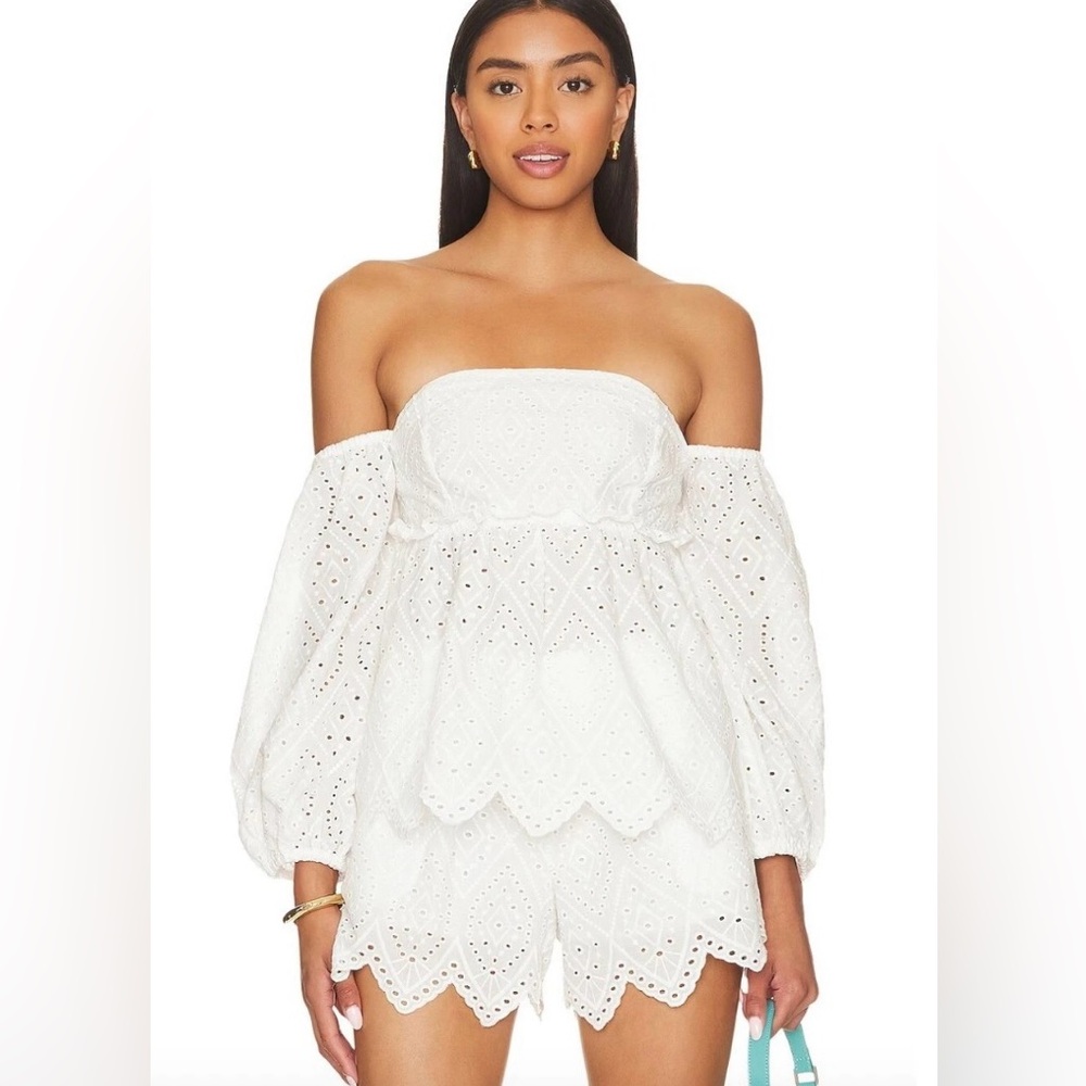 $285 MISA LOS ANGELES REVOLVE WHITE EYELET OFF-THE-SHOULDER TOP SMALL